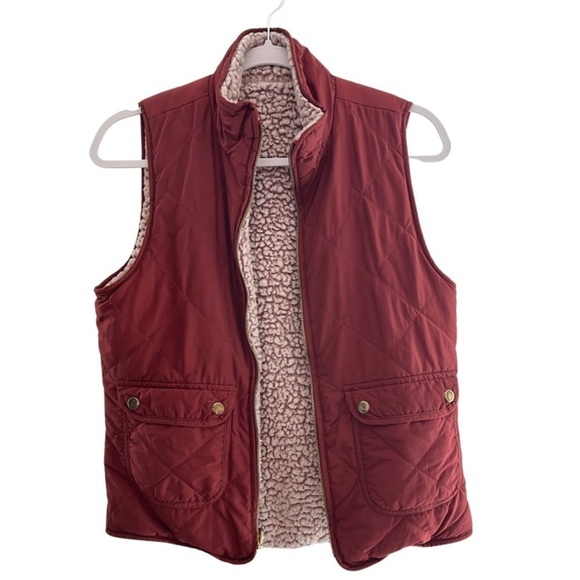 Love Tree Jackets & Blazers - LOVE Tree Women's Reversible Padded quilted Vest - Sherpa Fleece Vest w/ Pockets